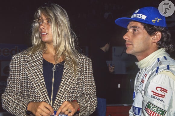 'Eita como 'habla' o amor da vida do Senna', disse uma internauta no post de Adriane Galisteu