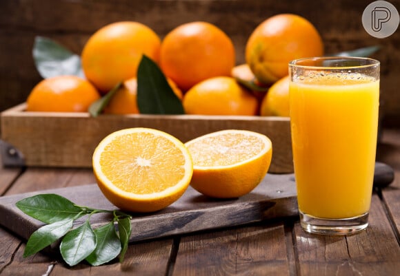 Suco de laranja está em 2º lugar no ranking de bebidas que mais nos mantêm hidratados