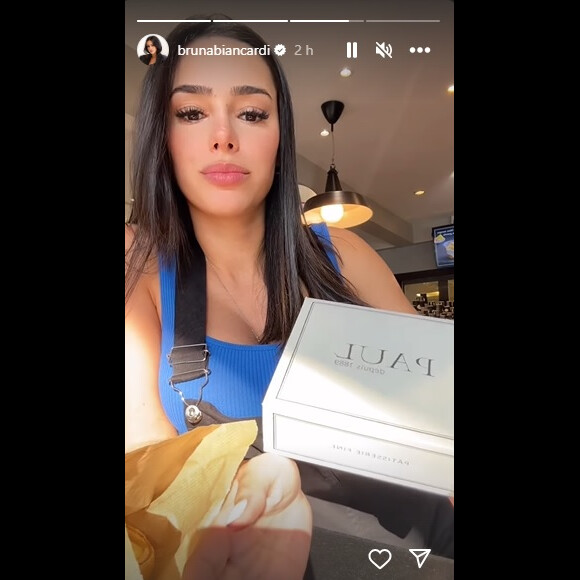 Bruna Biancardi foi a um café que a fez relembrar dos primeiros dias em Paris