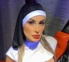 Andressa Urach vestida de freira: 'Vamos rezar juntos lá no Privacy. Eu e Sabrina Boing Boing, vem ver tudo!'