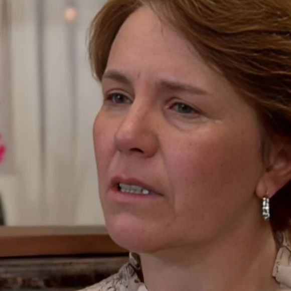 Silvana Taques teria dito que não se arrepende de quebrar o dente de Larissa Manoela. Informação é da colunista Fábia Oliveira, do Metrópoles  