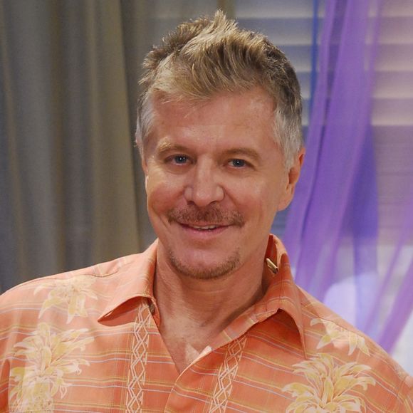 Miguel Falabella precisou abandonar sua peça no meio após passar mal