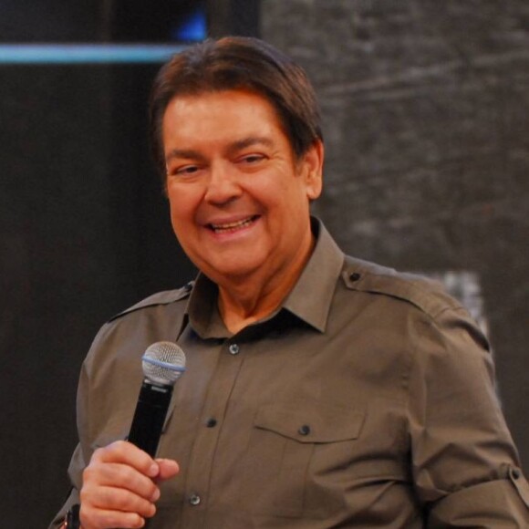 Faustão está se recuperando da cirurgia no hospital Albert Enstein, em São Paulo