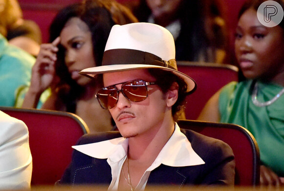 Bruno Mars não cobra menos de US$1,5 milhão (cerca de R$ 8 milhões) para se apresentar