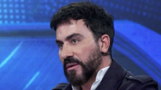 Padre Fábio assiste à performance de funk com letra sexual na TV; especialista em religião comenta: 'Nosso papel é...'