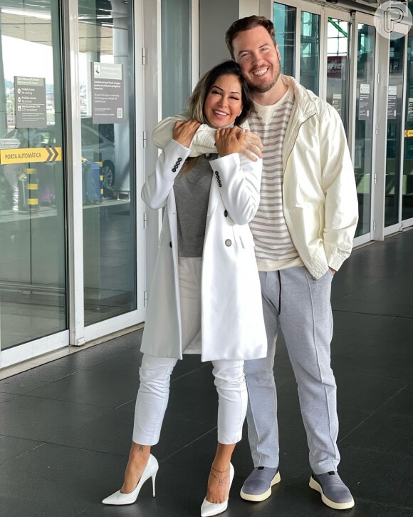 Alianças de casamento de Maíra Cardi e Thiago Nigro dividem opiniões da web