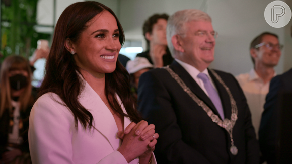 Meghan Markle parou de usar o anel e entregou a joalheiros para fazer reparos