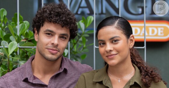 Matheus Abreu e Bella Campos, os dois atuaram juntos na novela 'Vai na Fé'