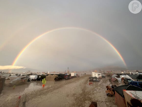 Burning Man: cerca de 70 mil pessoas estão isoladas no deserto dos EUA