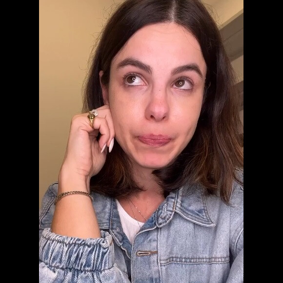 Sthefany Brito chorou ao agradecer as mensagens de apoio e orações para o irmão, Kayky Brito. Ator segue internado, sedado e na UTI após acidente