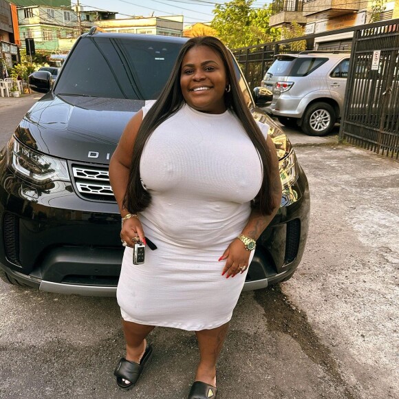 Jojo Todynho detonou a ex do atual namorado em vídeos publicados nesta segunda-feira (04)