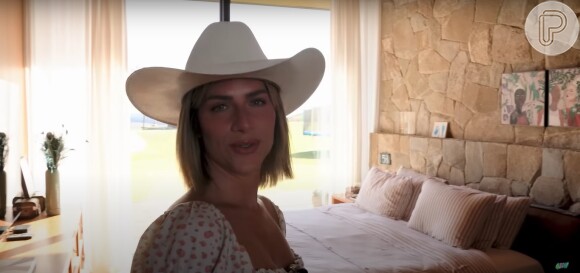 Giovanna Ewbank também mostrou o quarto onde dorme com Bruno Gagliasso no Rancho da Montanha