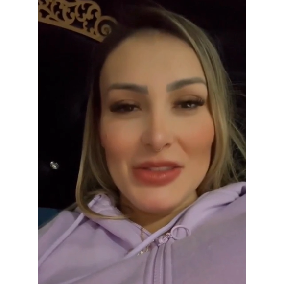 Andressa Urach resolveu ser sincera para seus seguidores ao revelar um 'date' ruim no Chile