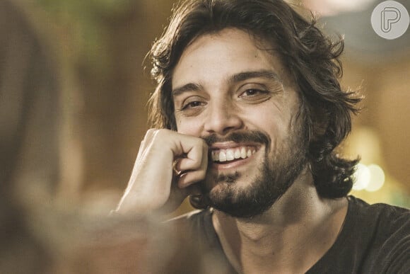 Rodrigo Simas pediu para deixar o elenco da novela 'Renascer', onde seria o José Venâncio