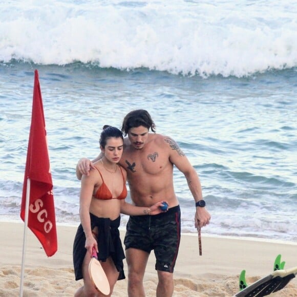 Mari Saad e Romulo Neto assumiram a relação em março de 2022