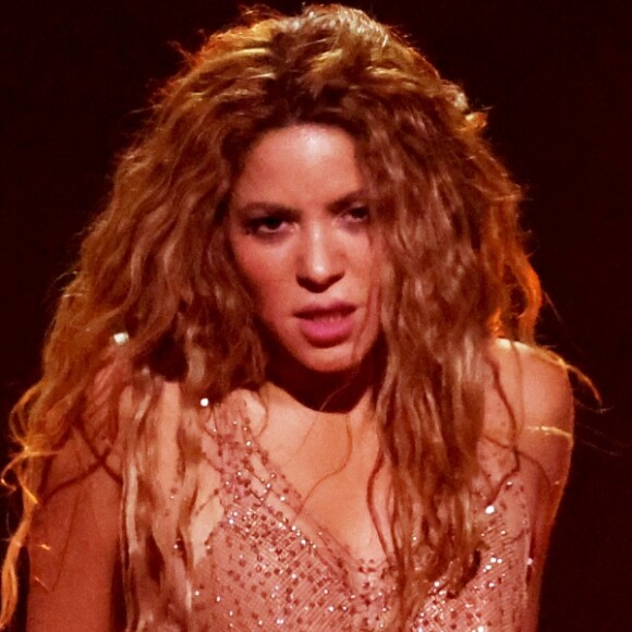 Shakira admite tristeza após se separar de Piqué e ter sonho de criar os filhos com o pai deles destruído