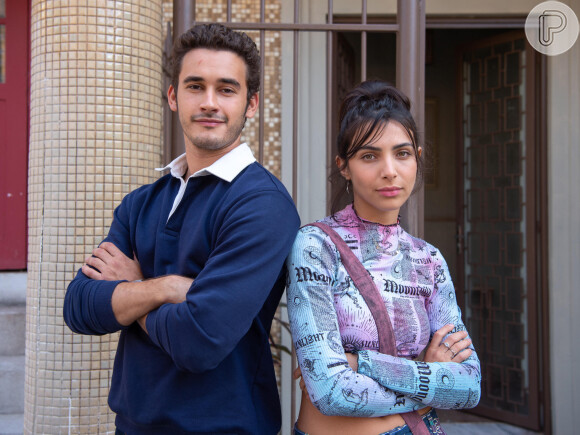 Giovanni (Filipe Bragança) e Ísis (Rayssa Bratillieri) andam conquistando o público do remake de 'Elas por Elas'