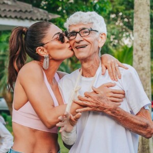 Carlos Henrique Paes, pai de Juliana Paes, também foi diagnosticado com Alzheimer recentemente 