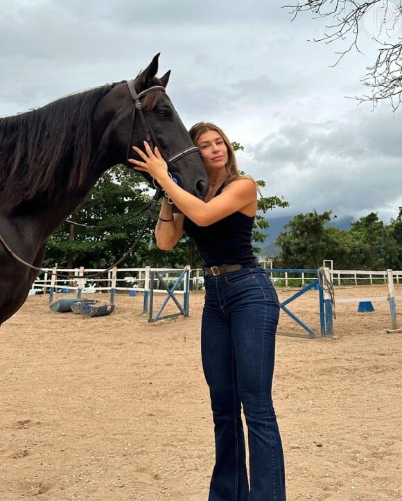 Grazi Massafera compartilha reflexão nos Stories do Instagram: 'Dói muito constatar o quanto continuamos falhando como humanidade'