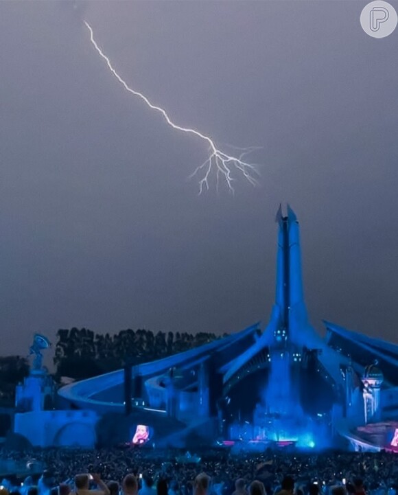 Tomorrowland sofreu paralisação após chuva em São Pauo