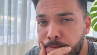 Wesley Safadão segura o choro em desabafo emocionante sobre retorno aos palcos após crises de ansiedade e problemas mentais: 'Sei que fiz shows melhores'