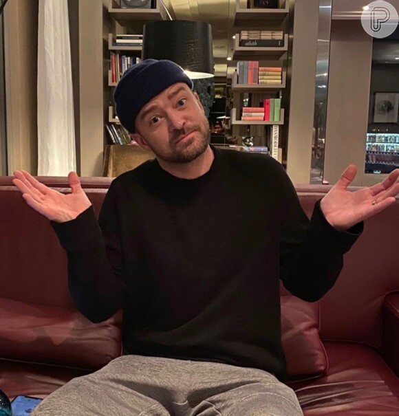 'Justin Timberlake está se desculpando e tentando obter o manuscrito antes de qualquer outra pessoa. Ele montou uma sala de guerra de relações públicas', disse o Radar Online