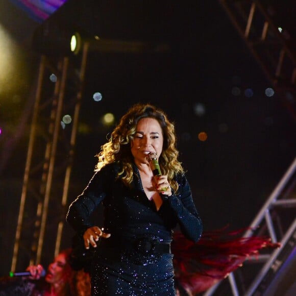 Daniela Mercury está comemorando 40 anos de carreira bem-sucedida