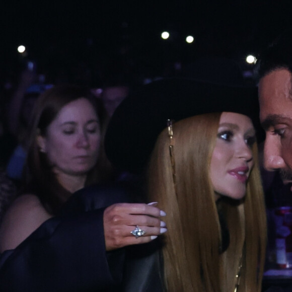 Marina Ruy Barbosa e Abdul Fares já estão pensando nos primeiros detalhes do evento, segundo o site do jornalista Leo Dias