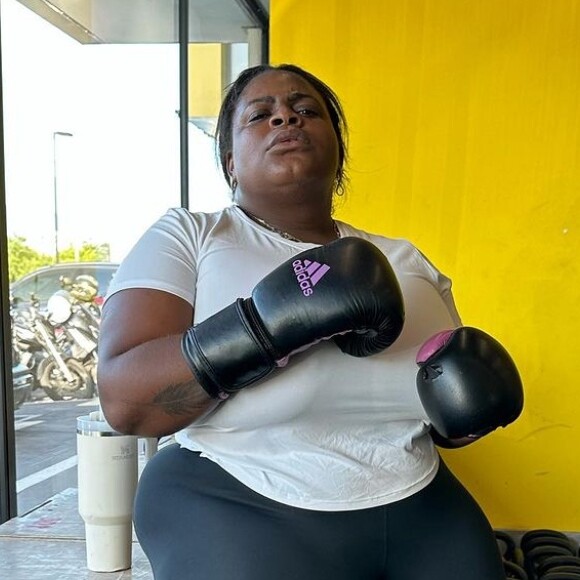 Jojo Todynho chora de dor dois meses após bariátrica e revela desabafo nas redes sociais