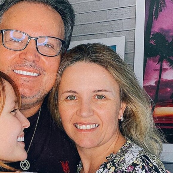 Larissa Manoela cortou relações com seus pais há meses após polêmicas
