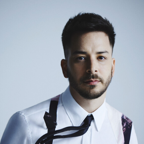 Álbum de Junior conta com 10 faixas