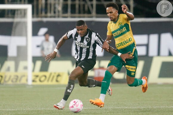Botafogo x Palmeiras vai passar na Globo em 1º de novembro de 2023 às 21h30. Jogo pode deixar alvinegro ainda mais próximo do título do Campeonato Brasileiro 2023