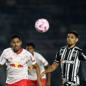 Bragantino x Corinthians vai passar na Globo pela 32ª rodada do Brasileirão 2023 no domingo 5 de novembro de 2023 a partir das 15h40. O Première também mostra