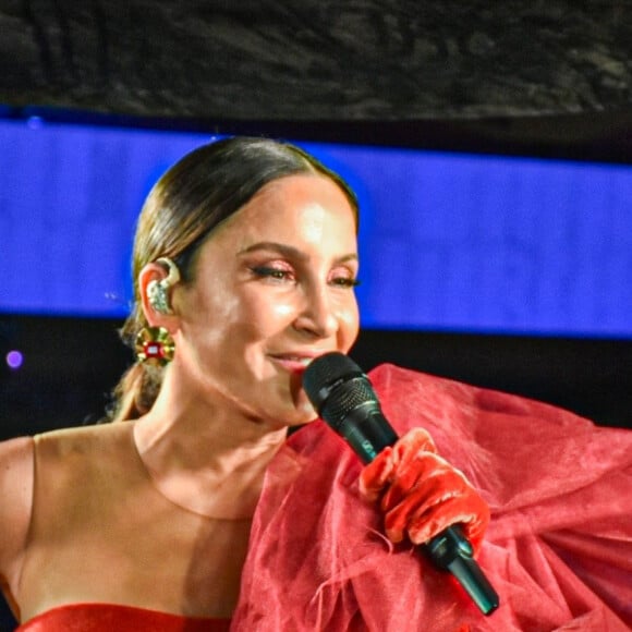 Claudia Leitte retornou à micareta do Folianópolis, em Florianópolis, após 9 anos