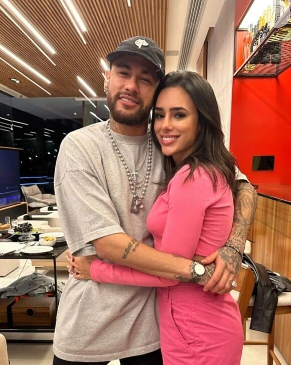 Bruna Biancardi e Neymar vivem momento de paz na relação