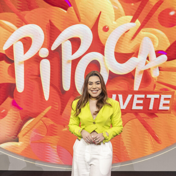 Naiara Azevedo alegou não saber qual era a sua renda