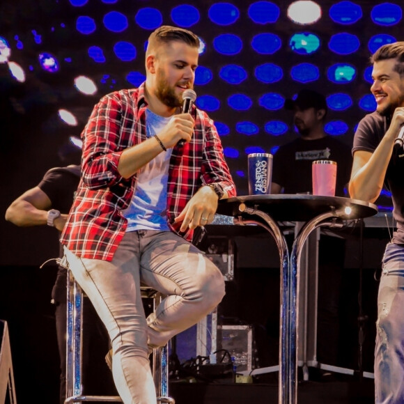 Acidente com Zé Neto, dupla de Cristiano: cantor sertanejo bateu seu carro em uma carreta. Outro veículo se envolveu na colisão que deixou mais quatro feridos, incluindo uma criança