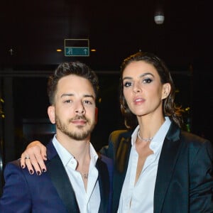 Junior Lima e Mônica Benini roubaram a cena na premiação GQ Men of the Year, sediada em São Paulo, na noite desta terça-feira (05)