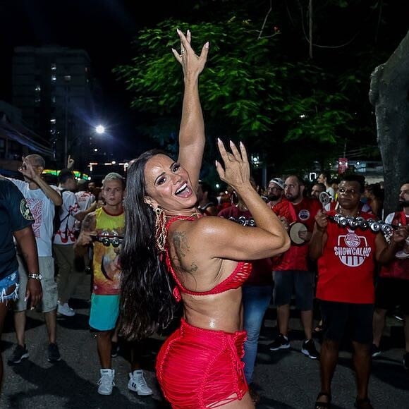 Viviane Araujo vem encarando maratonna de ensaios para o carnaval 2024 do Salgueiro