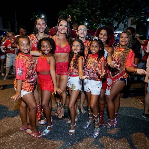 Viviane Araujo está à frente da bateria do Salgueiro desde 2008