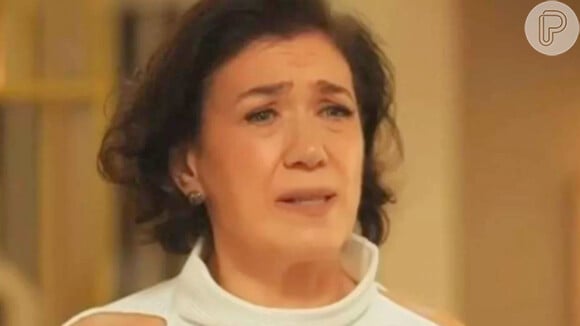 Bebel (Lilia Cabral) desmaia no seu casamento ao ver César (Leopoldo Pacheco) vivo no resumo da semana da novela Fuzuê