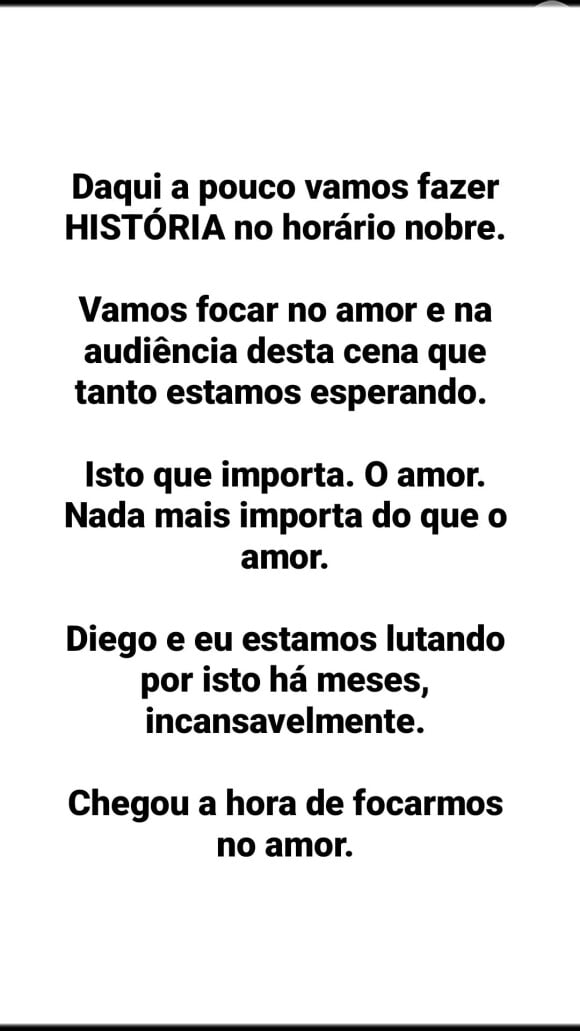 Amaury Lorenzo festejou o beijo de Ramiro (seu personagem) em Kelvin (Diego Martins) na novela 'Terra e Paixão'