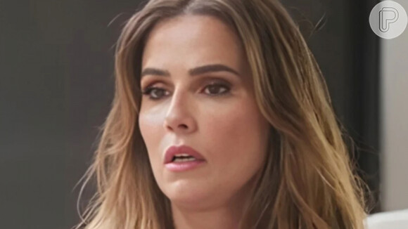 Lara (Deborah Secco) lamenta não conseguir se declarar para Mário (Lazaro Ramos) no resumo da semana de Elas por Elas de  18 a 23 de dezembro de 2023.