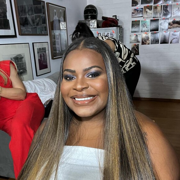 Jojo Todynho não deixou barata a comparação entre ela e Deolane e pontuou: 'Vocês não estão dando nem um palito para ninguém'