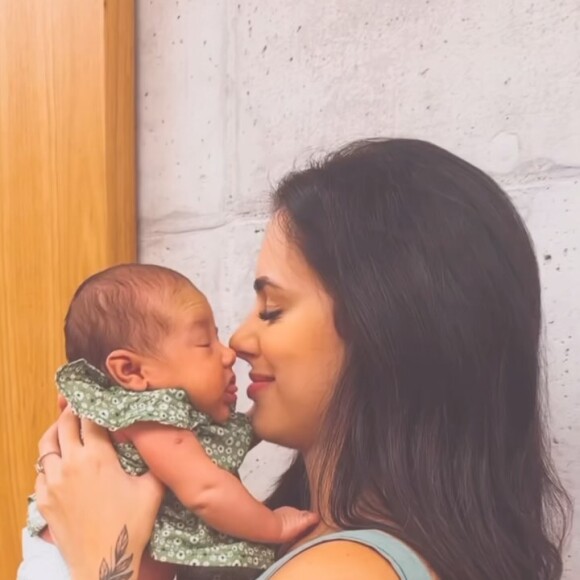 Mavie, filha de Neymar e Bruna Biancardi, completa 3 meses no próximo dia 6