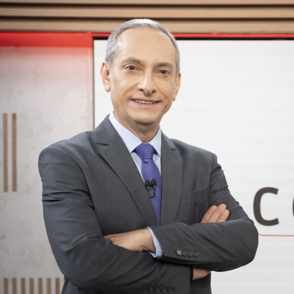 José Roberto Burnier passou por tratamento contra um câncer em 2019 quando apresentava telejornal na GloboNews