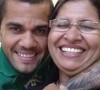 Mãe de Daniel Alves será investigada na Justiça