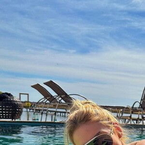 Virgínia Fonseca passa por uma técnica chamada Up Max, onde se injeta ácido hialurônico para reestruturar o bumbum e ele ficar maior