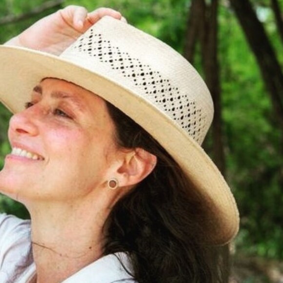 Maria Fernanda Cândido interpretou com Cândida em 'Renascer' sem usar nenhum tipo de maquiagem