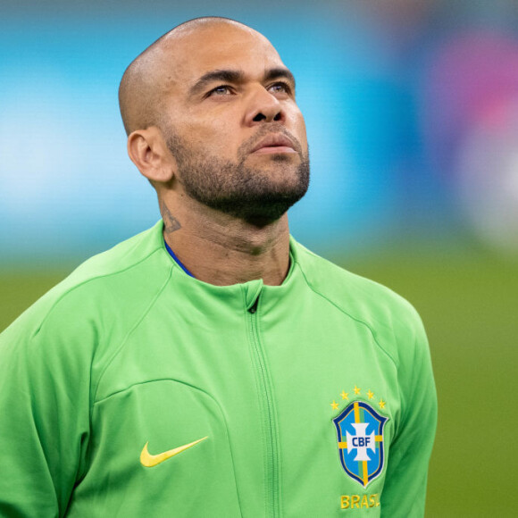 Depoimento de Daniel Alves: 'Fomos para o banheiro, ela começou a fazer sexo oral em mim. Depois, sentou em minhas pernas e eu tirei [o pênis] para ejacular'